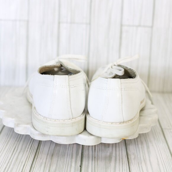 Linds size 7D white leather tie bowling shoes men's EUC! - Picture 5 of 8